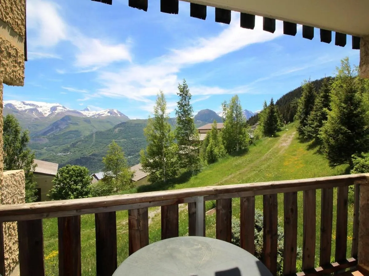 Studio Cabine Au Pied Des Pistes Avec Balcon Et Parking Gratuit, Proche Commerces - Auris En Oisans - Fr-1-297-69